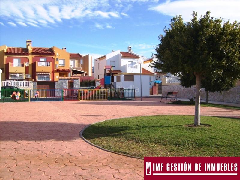 Foto fdcf847d-6e31-4116-95c8-fe8fa780ff8a. Chalet in urbanización limonar 67 in El Limonar Vélez - Málaga