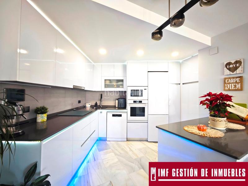 Foto ba900358-0df5-4abf-bf14-c454285dbf2b. Flat in urbanización costa del oro 1 in Centro Internacional Torrox