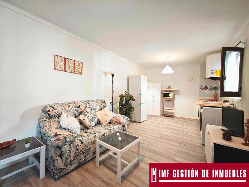 Foto addb2337-2897-47f4-9146-cd0d55f0b2d0. Haus in calle egido 4 in Algarrobo pueblo Algarrobo