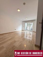 Pis a Calle camino de málaga 22. Imf gestión de inmuebles vende exclusivo y magnífico piso de 3 d