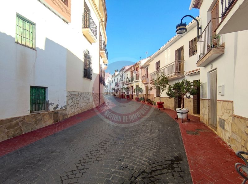 Foto f301fed0-cf52-4cbd-9028-4de922da531e. Casa a Viñuela