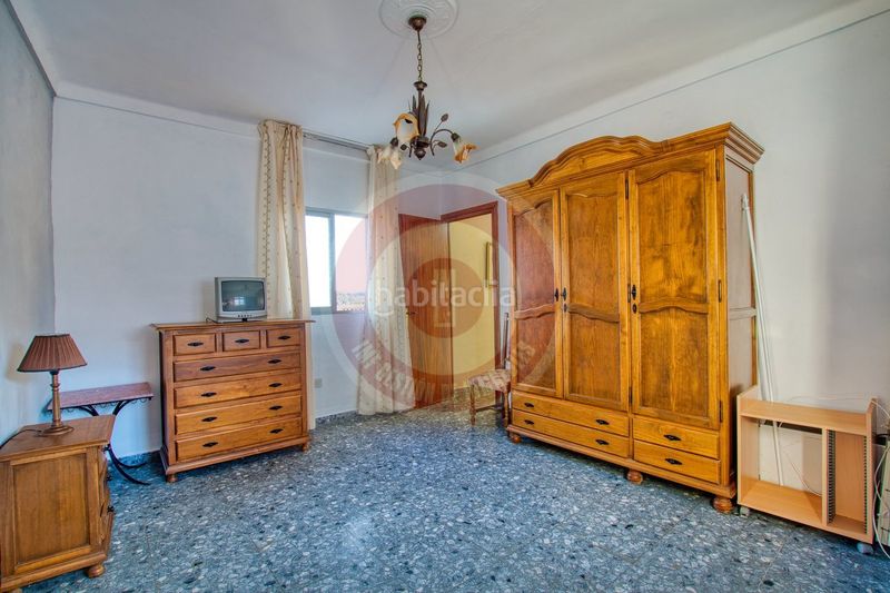 Foto 5f699a08-09fd-4719-b07c-e52ae110cdd8. Casa adossada amb aparcament a Benamargosa