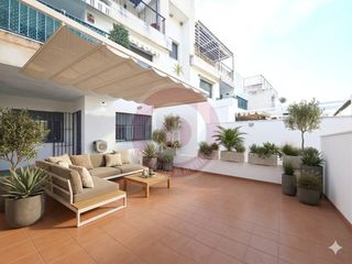 Flat  Calle handicap 1. ?? exclusiva | piso con gran terraza + 2 garajes + piscina a 600