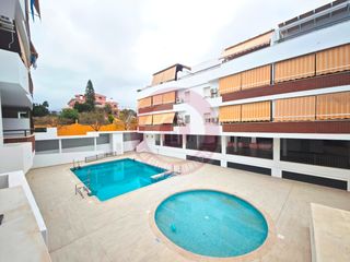 Appartement  Calle francisco labao gámez. Imf gestión de inmuebles vende piso en vélez-málaga con piscina,