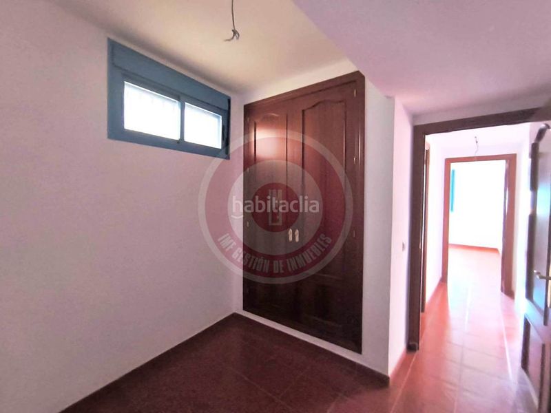 Foto 3de34510-83aa-4352-a506-73500190eabe. Pis amb aparcament piscina a Alcaucín