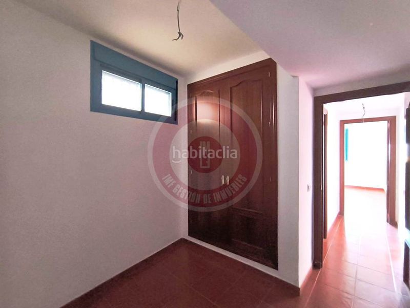 Foto dcf9c89b-2ff3-4bbd-8675-86961bd3f5c0. Pis amb aparcament piscina a Alcaucín