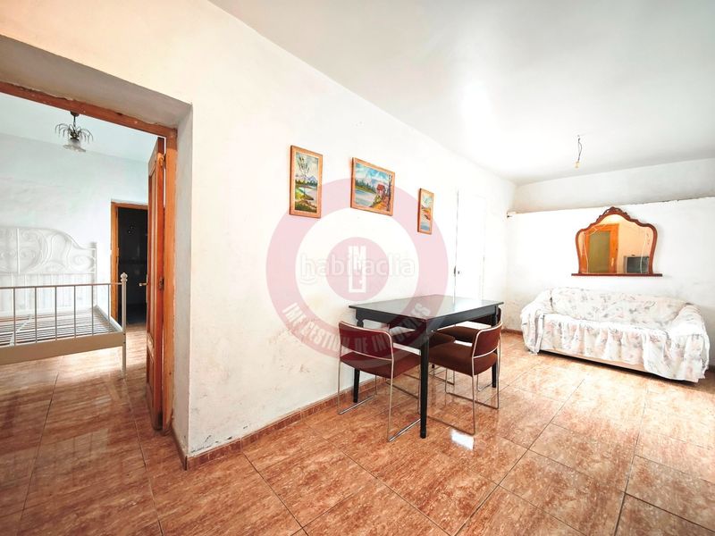 Foto f9c5a23e-cd14-4edc-a48b-39f4e5786d57. Casa a Benamargosa