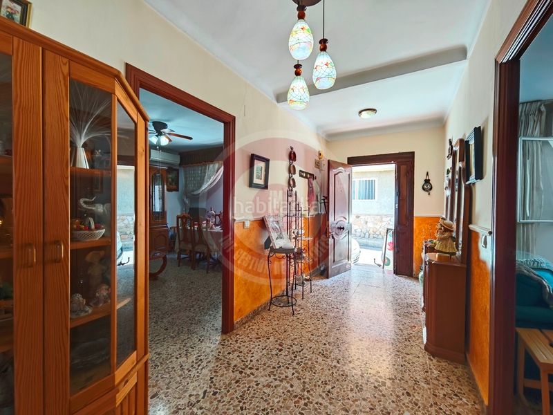 Foto c4fbc64e-7c32-4c80-9d06-e0770b93c4e6. Casa amb aparcament a Camino Algarrobo - Las Arenas Vélez - Málaga