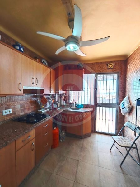Foto e9de1404-0ebd-43e1-86e2-61f2d5bdab60. Casa amb aparcament a Camino Algarrobo - Las Arenas Vélez - Málaga