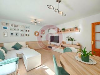 Appartement à Avenida villa de madrid 45. Imf gestión de inmuebles vende magnifico piso 3 dormitorios en v