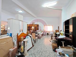 Local Comercial a Centro Ciudad - El Carmen