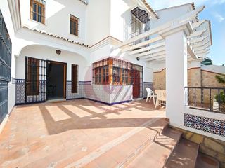 Xalet  Urb la mata 0d. Exclusiva vivienda unifamiliar en vélez-málaga | 334 m² construi