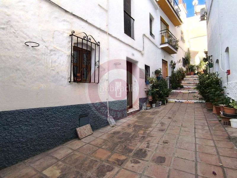 Foto d6a1a7e2-788f-456e-b202-3bb3a138eae1. Casa adossada a Torrox pueblo Torrox