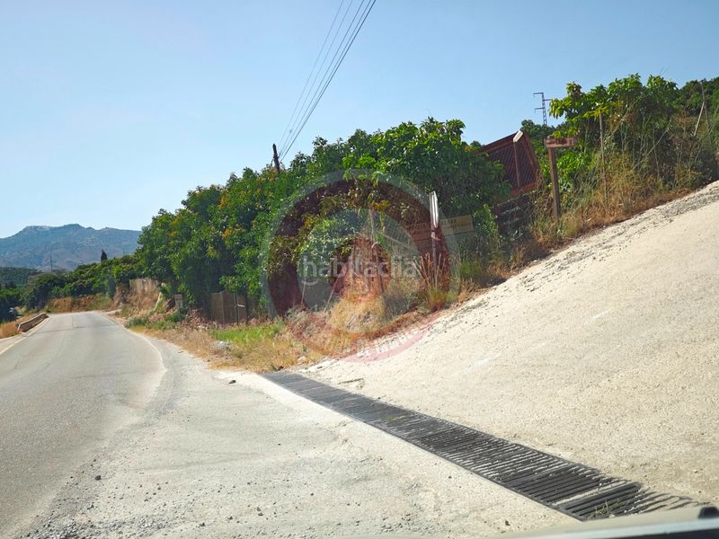 Foto dfac6305-8bab-402f-9755-321c3700b90a. Xalet amb piscina a Benamargosa