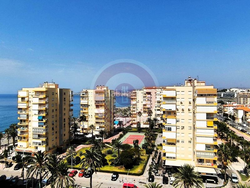 Foto 393bbcb5-79be-413d-9d95-f06f76bd057a. Apartament amb piscina a Trayamar Algarrobo