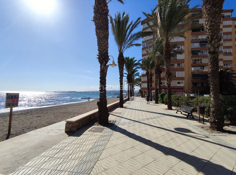 Foto c40a9995-0642-4a88-a329-8102c4523d3c. Apartament amb piscina a Trayamar Algarrobo