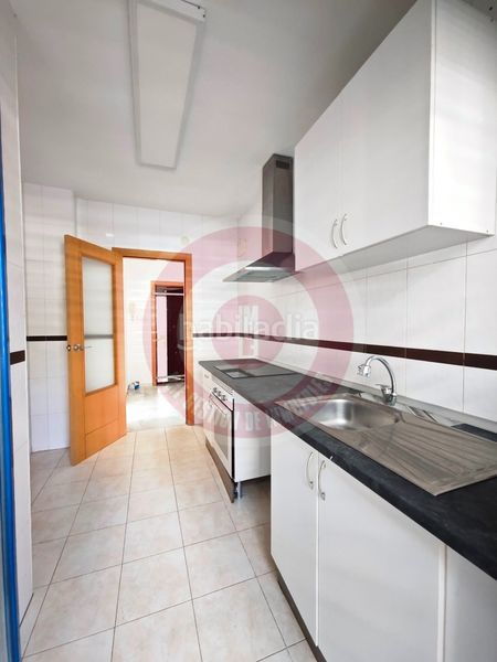 Foto 40744463-0956-4c5a-8180-91cddd12b62b. Apartament a calle mar cantabrico 16b a Poniente-Faro Torre del Mar