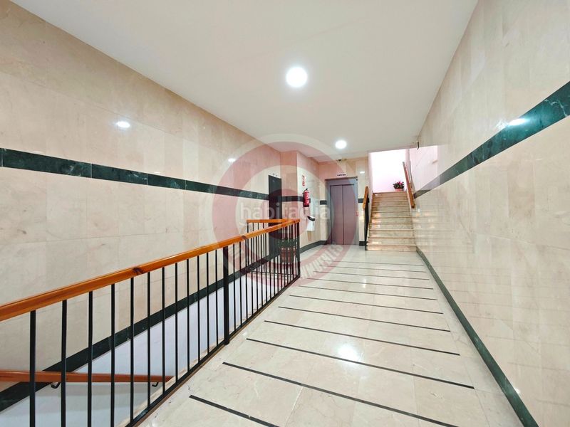 Foto 9aa9b2a0-d69d-4aed-8f4e-498ccbc1fce8. Pis a calle reñidero 20 a Centro Ciudad - El Carmen Vélez - Málaga
