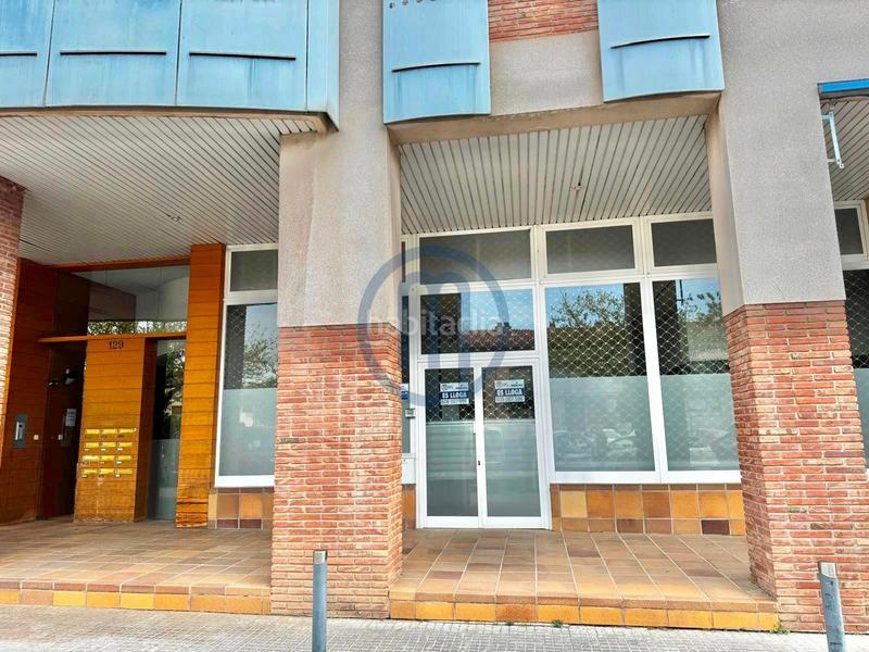 Foto 4b1b6cee-553d-41d1-942e-fb5a73ac5947. Affitto locale commerciale in Montserrat - El Passeig Garriga (La)