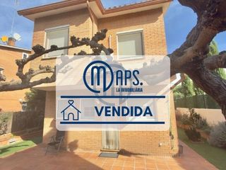 Chalet in Santa Eulàlia de Ronçana. En santa eulàlia de ronçana