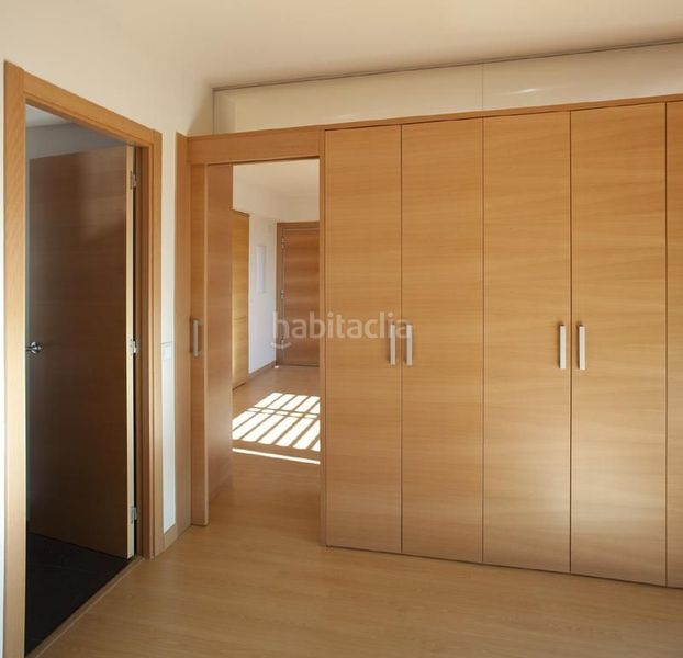 Foto ed4fe03d-5c7e-4128-aab4-19905c4e501a. Rent apartment in calle huestes 3 in La Buhaira Sevilla