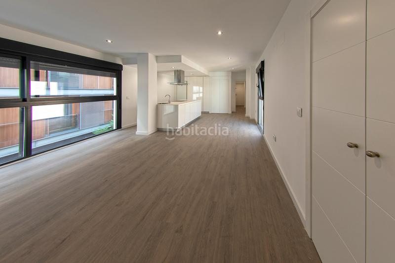 Foto 60eacaf4-25d8-4393-8e33-6d35280520f0. Location appartement dans calle campamento 31 dans La Buhaira Sevilla