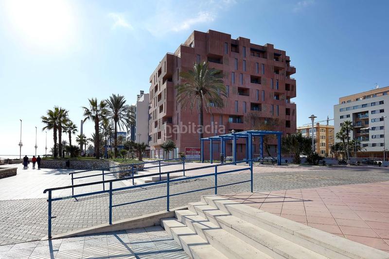 Foto a617062c-294a-4ba0-bfd6-290e681602f6. Miete etagenwohnung in calle pacífico 11 in Paseo Marítimo Oeste - Pacífico Málaga