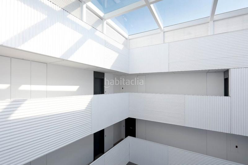 Foto 2ee11061-1644-4b9d-8c4e-9b766d937b47. Rent flat in calle pacífico 11 in Paseo Marítimo Oeste - Pacífico Málaga