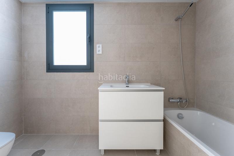 Foto 553f44a6-8450-4054-bd45-4d62a9fdabb8. Pis a calle francisco enríquez 24 a El Tejar - Hacienda Bizcochero Málaga