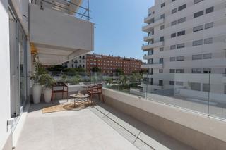 Piso en Avenida federico garcía lorca 38. Piso de 2 dormitorios en barrio albayda