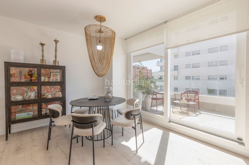 Foto b460acb1-f63b-44e1-8a98-0b593cd45d1e. Appartement 118m<sup>2</sup> dans avenida federico garcía lorca 38 dans Granada