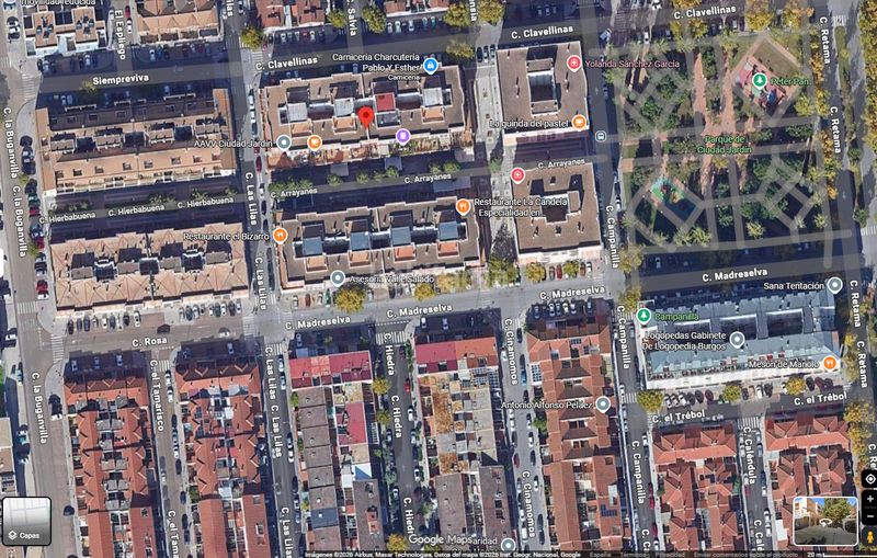 Foto 076248e9-780b-4540-9a9b-468929493cfb. Aparcament cotxe a calle madreselva 16 a Ciudad Jardín Badajoz