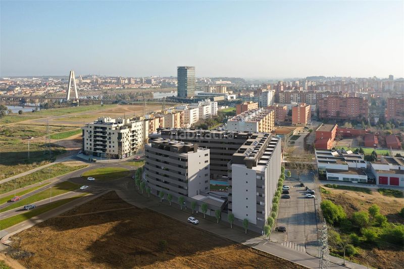 Foto 82673a0e-f6bb-4d38-9cd0-e5eb4eb86395. Appartement 115m<sup>2</sup> dans calle francisco guerra 13 dans Valdepasillas - La Paz - Huerta Rosales Badajoz