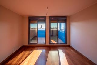 Àtic a Calle juan de mata carriazo 9. Piso de obra nueva en edificio puerta del príncipe (nuevo san be