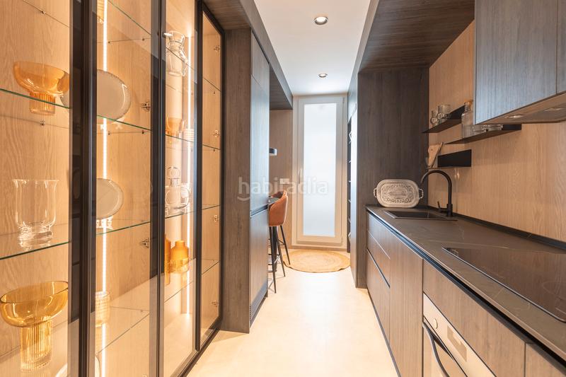 Foto 2e91b4f8-5697-4bd7-b327-a4b24363c875. Piso 118m<sup>2</sup> en avenida federico garcía lorca 38 venta de piso de 3 dormitorios en barrio albayda en Granada