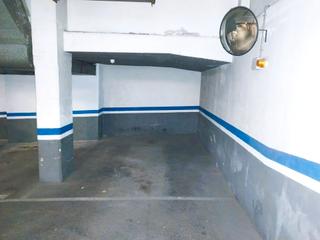 Affitto Posto auto in Calle de sicília 273. Lloguer plaça de pàrquing per cotxe gran