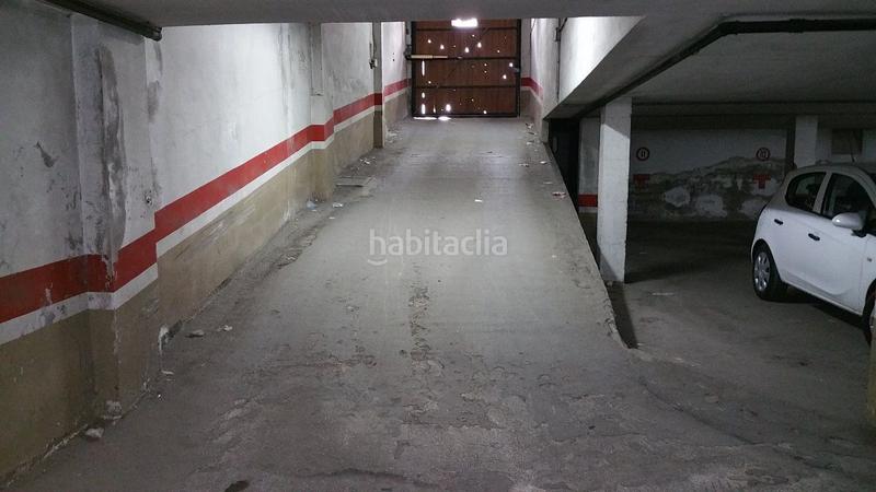 Foto 2651ed73-79ae-4ee9-928c-bfbc034c2014. Aparcament cotxe a Baeza