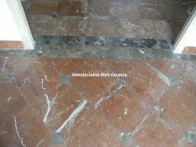 Foto 1307d3fa-fd04-49ec-bd16-373ede53c884. Casa con parcheggio in Baeza