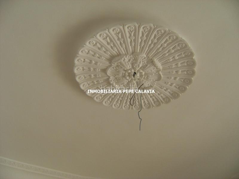 Foto b803003d-e04d-404a-ac3a-adfab323541b. Casa con parcheggio in Baeza