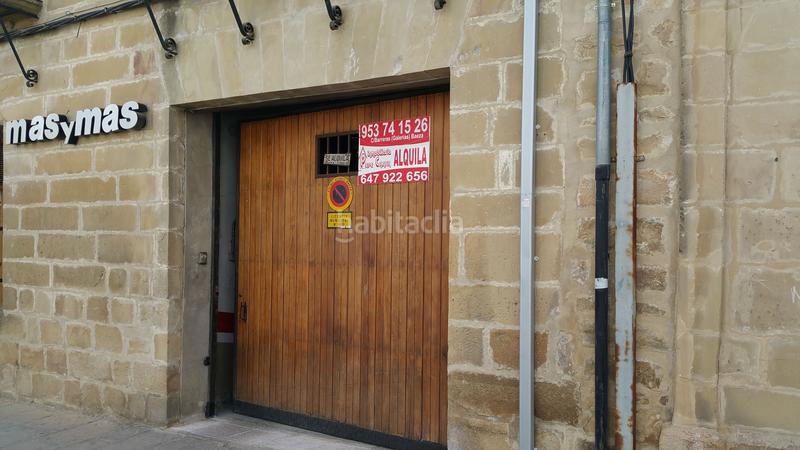 Foto c478bf84-0b0a-4323-8c68-894e49a8b367. Alquiler parking coche en Baeza