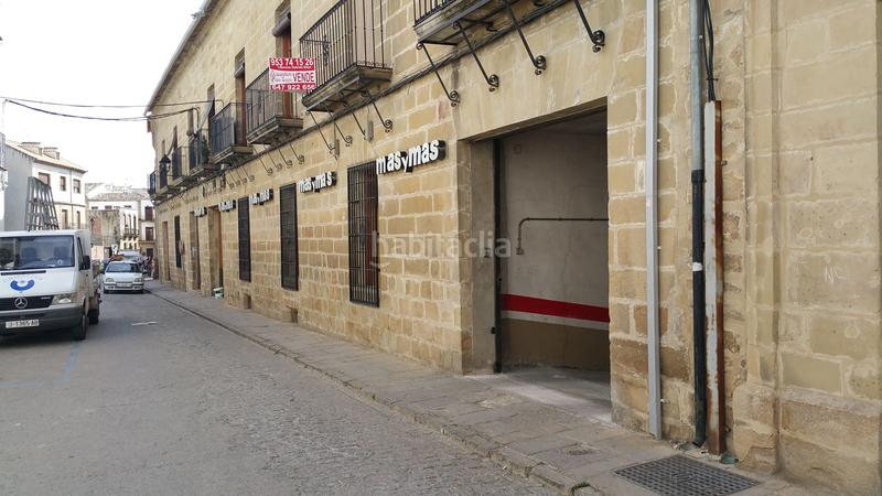 Foto e88ca6f1-a525-4cf5-82b6-c93e48f56dd4. Rent car parking in Baeza