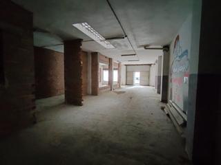Local Comercial a Calle peñarroya 17. Venta de local en ubeda, compuesto de 1040 m2 aproximadamente, t