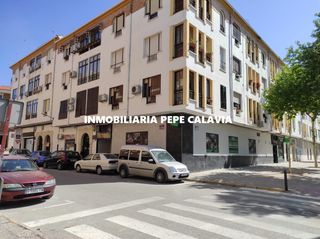 Lloguer Aparcament cotxe  Avenida alcalde puche pardo. Parking para coche