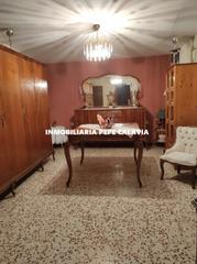 Casa  Calle cipriano alhambra. Casa en venta muy centrica