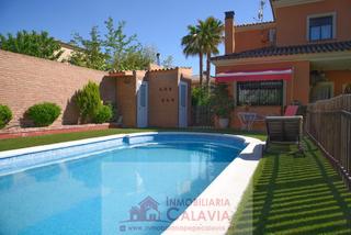 Xalet  Avenida alcalde fernando viedma. Precioso chalet en la yedra