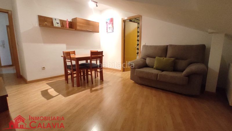 Foto fa6d46a4-bc2a-4b73-ab32-311676c862d6. Lloguer pis amb calefacció a Baeza