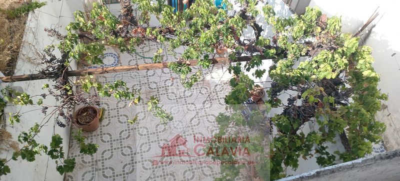 Foto 3d1f078f-092c-46fd-956f-aaa972bd3a82. Casa a Baeza