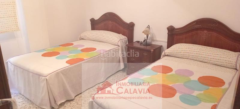 Foto 72bb7f38-fe34-42f9-b282-cc4854330ad0. Piso gran piso en zona centro en Baeza