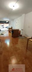 Local Comercial a Baeza. Local en venta en zona tres fuentes