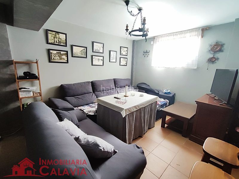 Foto b5f09cb0-c171-4732-beb5-16fe319cdfb2. Casa amb xemeneia calefacció aparcament a Baeza